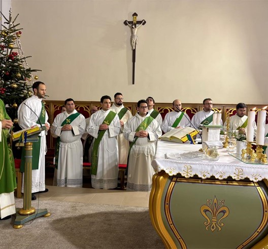 Đakoni pohodili Župu Svetog Ivana Nepomuka i Karmel u Brezovici